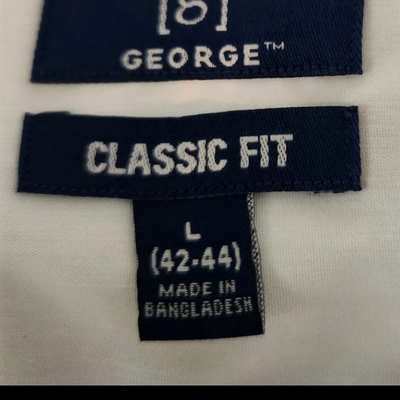 Large white mens dress shirt - Picture 4 of 5